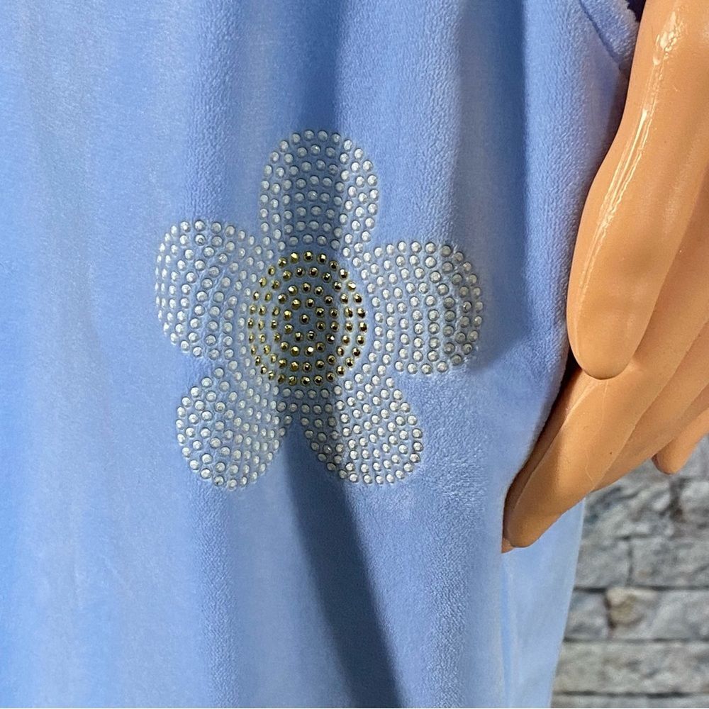 No Boundaries Soft Cozy Blue Joggers Juniors Size Medium 7-9 Rhinestone Flower - Picture 4 of 7
